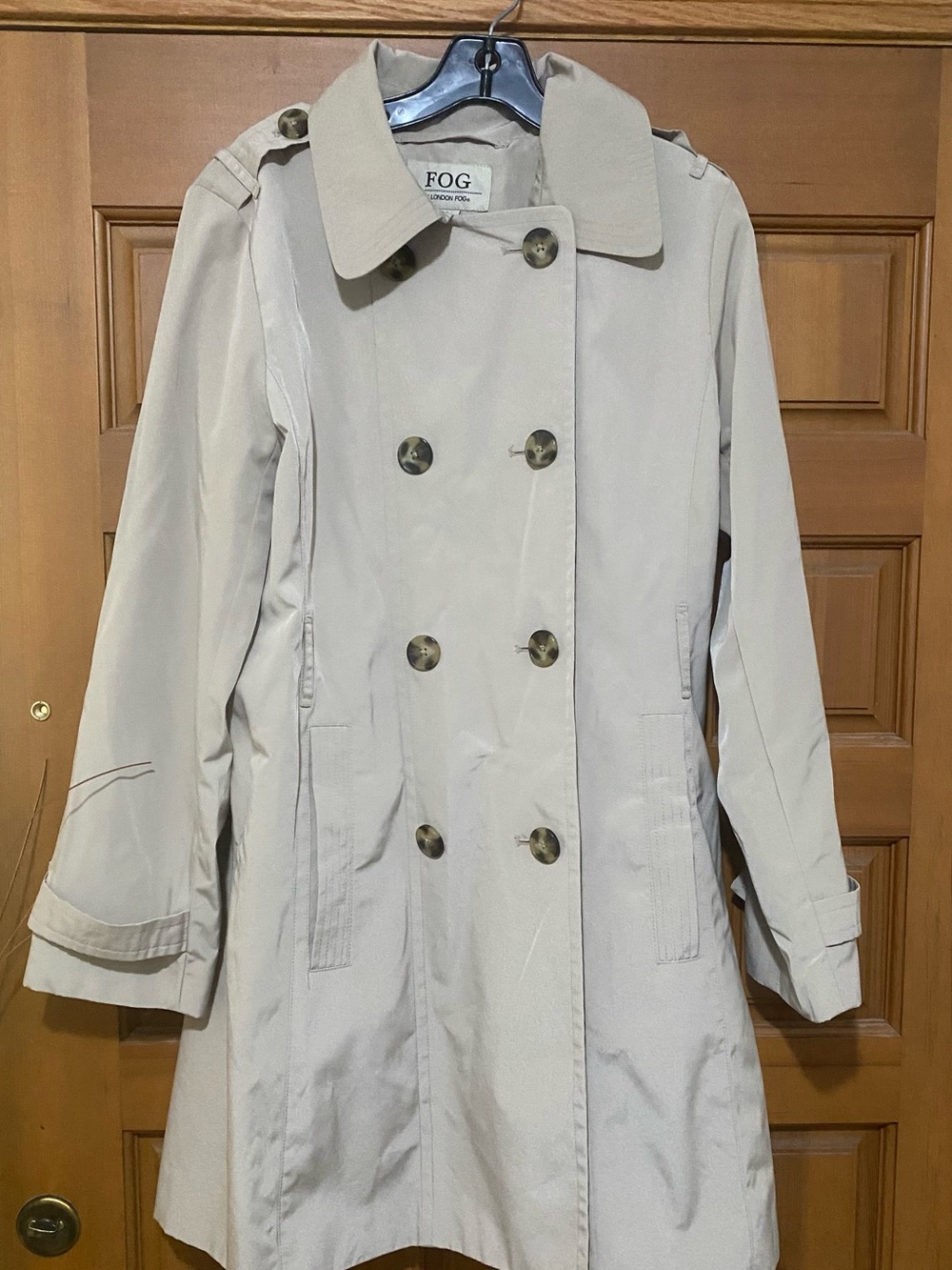 Women's Double-Breasted Trench Coat in Beige
